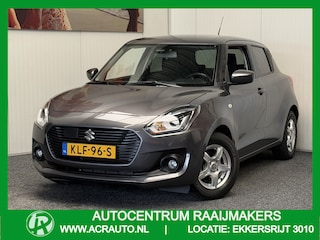 Suzuki Swift 1.2 5 DEURS AUTOMAAT SELECT SMART HYBRID NAVIGATIE APPLE CARPLAY- ACHTERUITRIJ CAMERA- AIRCO- STUURBEDIENING- ZEER MOOI !!