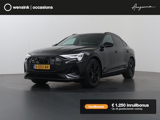 Audi E-tron 55 quattro S edition 95 kWh | SOH 95% | Schuif/kantel dak | Sportstoelen | Ele. verstalbare stoelen + memory | Virtual Cockpit | Navigatie | 360 Camera | DAB | Stoelverwarming | Adaptieve Cruise Control | Ele. kofferdeksel | B&O Audio |