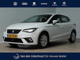 Seat Ibiza 1.0 95pk EcoTSI Style Plus Parkeerstensoren Airco Carplay Navigatie 240