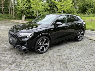 Audi Q3 45 TFSI e S-line S-Edtion KEYLESS | ACC | SFEER | CARPLAY | BLACKSTYLE | STOELVERWARMING