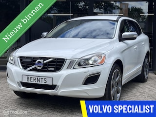 Volvo XC60 3.0 T6 R-Design|Adaptive Cruise control|Trekhaak afneembaar|Parkeercamera|Navi|Stoelverwarming