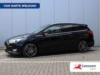 Ford Focus Wagon 1.5 Titanium | Styling pack | Xenon | 180PK | Winter pakket