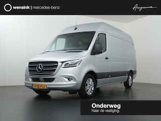 Mercedes-Benz Sprinter 316 CDI | Aut. | L2 H2 | 3500KG. AHW | Standkachel | LM Velgen | Parkeersensoren | Zijruit in schuifdeur | 3-zits | Trekhaak | Stoelverwarming | Navigatie | Parkeercamera