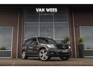 Mercedes-Benz GLK 300 4-Matic First Edition | 231 pk | Automaat | Designo | 20 inch | Trekhaak | Xenon | PDC | NL auto | Leder | Navi | Sportstuur | Cruise control | Edition |