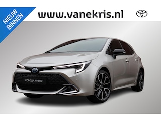 Toyota Corolla Hybrid 180 Executive Nieuw en uit voorraad leverbaar met € 6.000, - voordeel, inclusief trekhaak!! , Stoel & Stuurverwarming, Parkeersensoren voor en achter, Head Up Display,Nieuw en direct leverbaar!