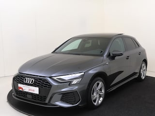 Audi A3 Sportback 40 TFSI S line | SoH 92% | Panoramadak | Navigatie Plus | Virtual cockpit Plus | Adaptieve cruise control | Parkeerassistent | Stoelverwarming | Lederen bekleding | Full LED verlichting |