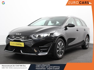 Kia Ceed Sportswagon 1.6 GDI PHEV DynamicLine Automaat Climate control Keyless Cruise control LED Parkeersensoren achter Camera Stuur verwarming Stoel verwarming Apple Carplay/ Andriod Auto