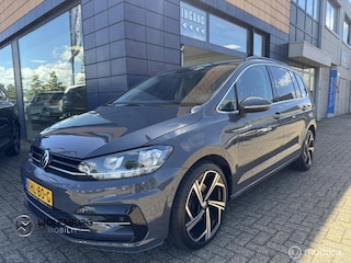 Volkswagen Touran 1.5 TSI Highline Business R-Line 7p. Autom.| ACC| Front assist| Stuurverw.| Climate Contr.