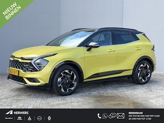 Kia Sportage 1.6 T-GDi Plug-in Hybrid AWD GT-PlusLine / Dealer onderhouden / Accu SoH 100 % / 7 jaar Garantie / Facelift / Panorama schuifdak / 1.350 kg trekgewicht / Elektrische stoelen en klep / Harman Kardon Audio / Navi / Apple Carplay Android / 19"LM wielen & All Season banden /