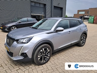 Peugeot 2008 1.2 PureTech Allure Pack | Afn. Trekhaak | Navigatie | Achteruitrijcamera | Climate Control | Cruise Control | !!
