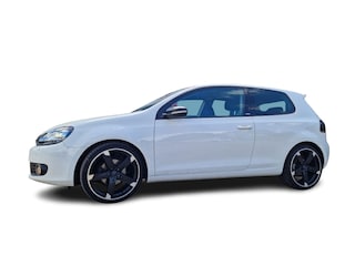 Volkswagen Golf 1.2 TSI STYLE Bluem. Climate en Cruise  Navigatie Schuifak 18LM