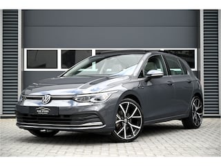 Volkswagen Golf 1.5 eTSI / PANO / MEMORY / MASSAGE / LED / SFEERVERLICHTING / ACC / DOLPHIN GREY