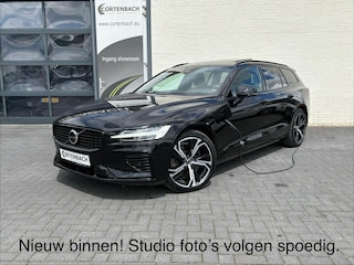 Volvo V60 2.0 T8 Plug-in hybrid AWD Ultimate Dark Long Range | Panorama dak | Harman Kardon | Adaptieve cruise | Blis | Memory |