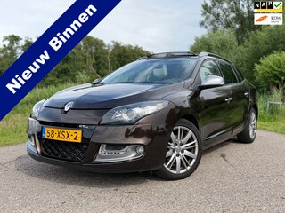 Renault Mégane Estate 1.5 dCi GT-Line / Stoelverwarming / Panoramadak / Goed onderhouden / Leder / Camera /