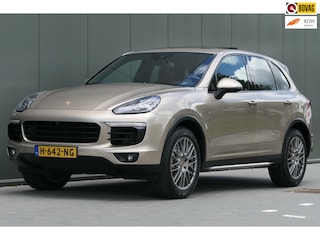 Porsche Cayenne 3.6 S Facelift Pano Sport Chrono Luchtvering 360Camera Bose