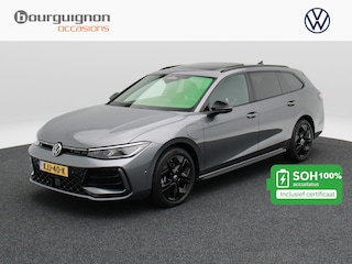 Volkswagen Passat Variant 1.5 eHybrid 272 Pk Automaat R-Line Business | Black Style | Head Up | Matrix LED | Panoramadak | 360° Camera | Massage | Trekhaak | 18 Inch | 42.295 Km !!
