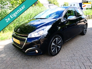 Peugeot 208 1.2i 110pk 2e eig. Automaat Clima Navi Panorama