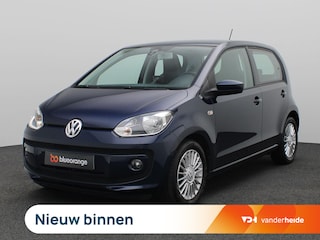 Volkswagen Up 1.0 high up! BlueMotion 60PK Airco, Cruise Control, 16" LM Velgen, 40275KM, Radio, Elektr. Ramen, Parkeersensoren achter