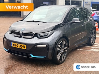 BMW i3 S iPerformance 94Ah 33 kWh | Pano | Trekhaak | SOH 90% | zeer netjes |