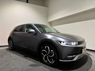 Hyundai Ioniq 5 Connect+ 77.4 kWh | Leder interieur | Trekhaak | Full Option | Soh (batterijcheck) Waarde 92,7 %
