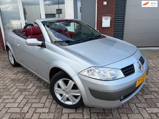 Renault Mégane Coupé-Cabriolet 2.0-16V Privilège Luxe / Leder / Pano / Clima / LM / NAP