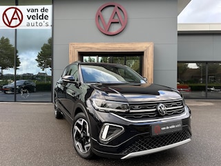 Volkswagen T-Cross 1.5 TSI 150pk DSG R-Line | Camera | Trekhaak | Navi | IQ light | Rijklaar incl. garantie