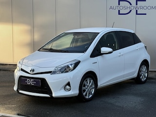 Toyota Yaris 1.5 Full Hybrid Comfort | Keyless | Camera | Clima