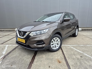 Nissan Qashqai 1.3 DIG-T Parkeersens. V+A / Cruise contr. / Rijstrooksensor