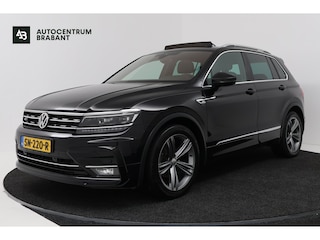 Volkswagen Tiguan 1.4 TSI Highline Business R (PANORAMADAK, TREKHAAK, DIGITALE COCKPIT, STOELVERWARMING, CRUISE ADAPTIEF)