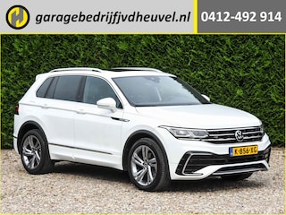 Volkswagen Tiguan 1.5 TSI R-Line Business+ / 1e eig. / pano-dak / zwart leer / adaptieve cruise control / R-line / trekhaak
