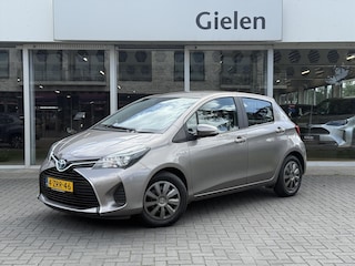 Toyota Yaris 1.5 Full Hybrid Aspiration | Climate control, Parkeercamera, Cruise control, Bluetooth
