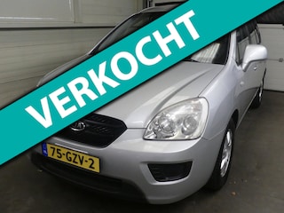Kia Carens 2.0 CVVT X-tra - Trekhaak - Airco