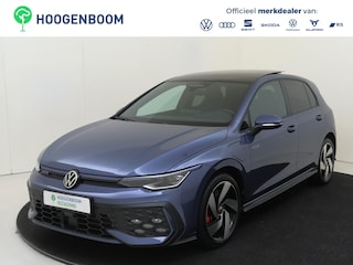 Volkswagen Golf 1.5 eHybrid GTE | SoH 100% | Panoramadak | Head-up Display | 360 camera | Adaptieve demping | Stoel- en stuurwielverwarming | Navigatie | Dodehoekdetectie | Adaptieve cruise control |