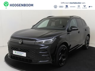 Volkswagen Tiguan 1.5 eHybrid R-Line Edition | SoH 100% | Panoramadak | Lederen bekleding ‘Varenna’ | Head-up display | Trekhaak | 360 camera | Adaptieve demping | Black style |
