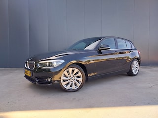 BMW 116d AUTOMAAT Executive XENON NAVI CRUISE ECC TREKHAAK