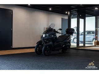Yamaha Tricity Scooter 300 ABS