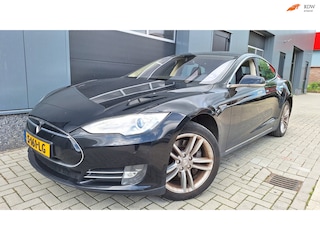Tesla Model S 85 Performance (Gratis levenslang supercharging- Accu niet goed!)