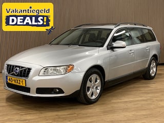 Volvo V70 2.5T Kinetic|Navigatie|Opendak|Leder|
