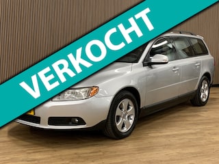 Volvo V70 2.5T Kinetic|Navigatie|Opendak|Leder|