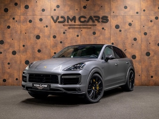 Porsche Cayenne 4.0 Turbo S E-Hybrid | Carbon | Burmester | Trekhaak | HUD | InnoDrive | Achterasbest. |