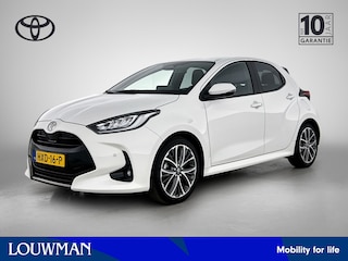 Toyota Yaris 1.5 Hybrid 130 Executive | BTW voertuig | Stoel+stuurverwarming | dodehoek detectie | Parkeersensoren voor+achter | Cruise Control Adaptive | Climate Control | Apple CarPlay/Android Auto |