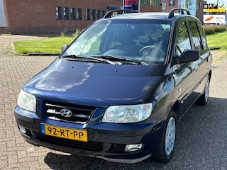 Hyundai Matrix 1.6i Active Cool Airco Electric pakket Audio-CD ABS EBD Getint glas Colorpakket Trekhaak Dealeronderhoud Nieuwe Apk