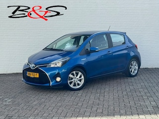 Toyota Yaris 1.5 Hybrid Dynamic Camera Clima Cruisecontrol All-Season Full-Hybride
