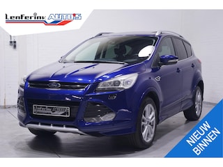 Ford Kuga 1.5 Titanium Styling Pack 4WD navi camera cruisse-controle panodak privateglas electrische-achterklep trekhaak PDC v+a leder/stoffen bekleding stoelverwarming voorruit verwarming 18"-lmv
