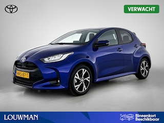 Toyota Yaris 1.5 Hybrid 115 Dynamic Comfort Pack | BTW Voertuig | Dodehoek detectie | Parkeersensoren voor+achter | Stoel+stuurverwarming | Cruise Control Adaptive | Apple CarPlay/Android Auto |