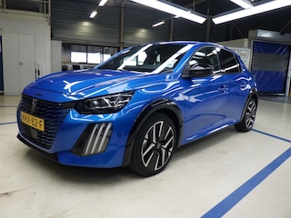 Peugeot 208 1.2 Hybrid 145pk e-DCS6 AUTOMAAT GT Apple Carplay & Android Auto | Navigatie | Achteruitrijcamera | KEYLESS | Parkeersensoren | BT | LMV 17inch