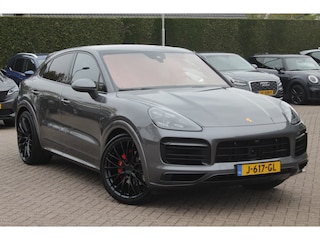 Porsche Cayenne 3.0 E-Hybrid / Trekhaak / Panoramadak / 360Camera / Softclose / Sportuitlaat / 21'' / Keyless / Bose / Matrix LED / ACC / Sportchrono / Stoelventilatie / Stuurverwarming