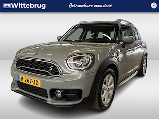 Mini Countryman 1.5 Cooper S E ALL4 225pk Salt Automaat Navigatie / 17"LM Velgen / LED verlichting / Clima / Sportstoelen / Parkeersensoren