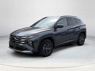 Hyundai Tucson 1.6 T-GDI PHEV Pure Edition | Uit voorraad leverbaar! | Stoel en stuur verwarming | Navigatie| Zwarte 17 inch lichtmetalen wielen | Apple carplay | Android auto