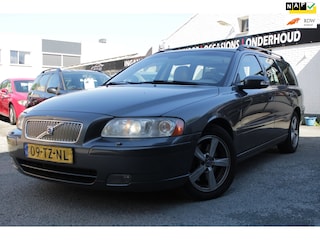 Volvo V70 2.0T Edition Sport | Airco | Cruise control | Pano | Parkeersensoren | Stoelverwarming | Elec verstelbaar stoelen&memory